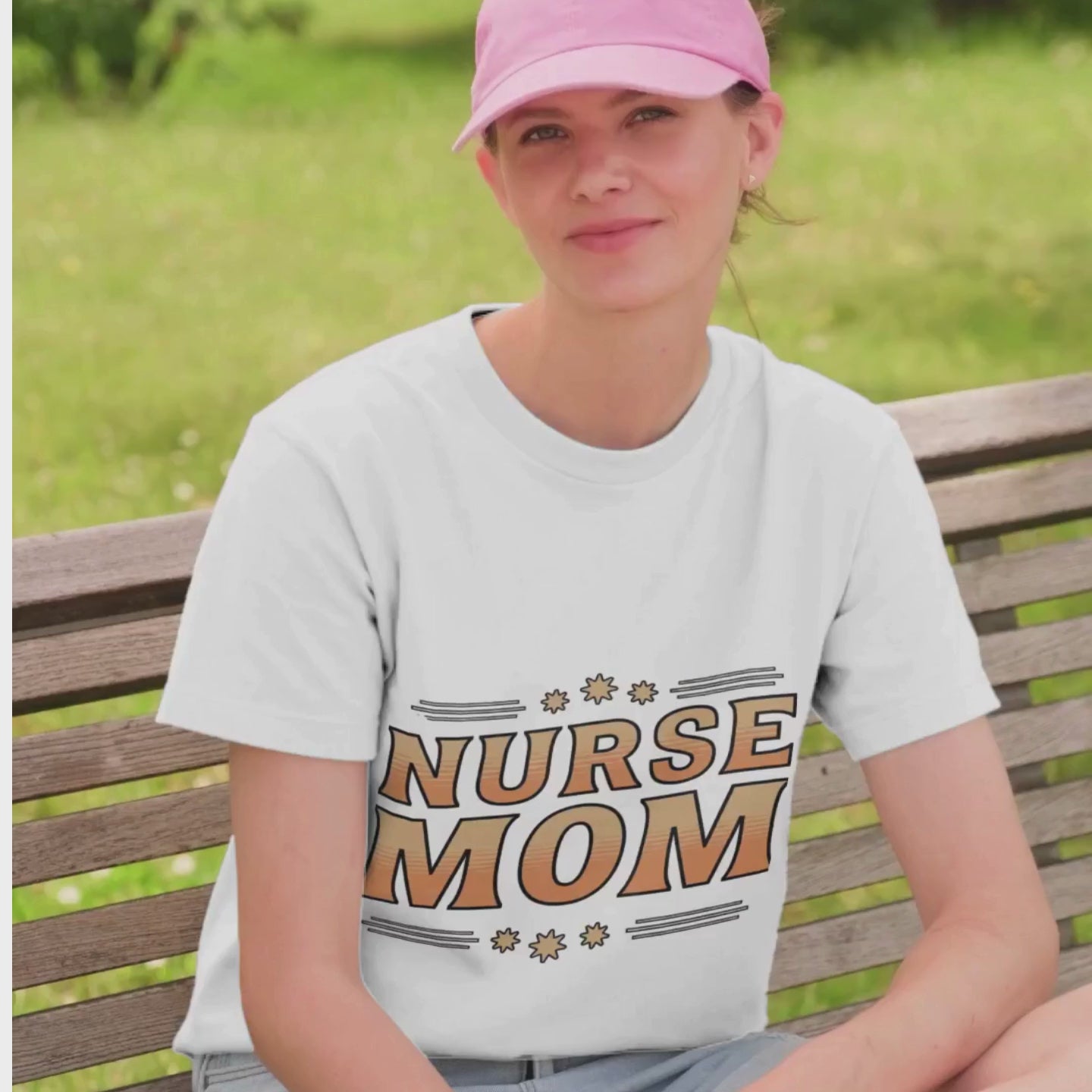 Nurse Mom T-Shirt — Cute Retro Nurse Mom Gift for Mother’s Day